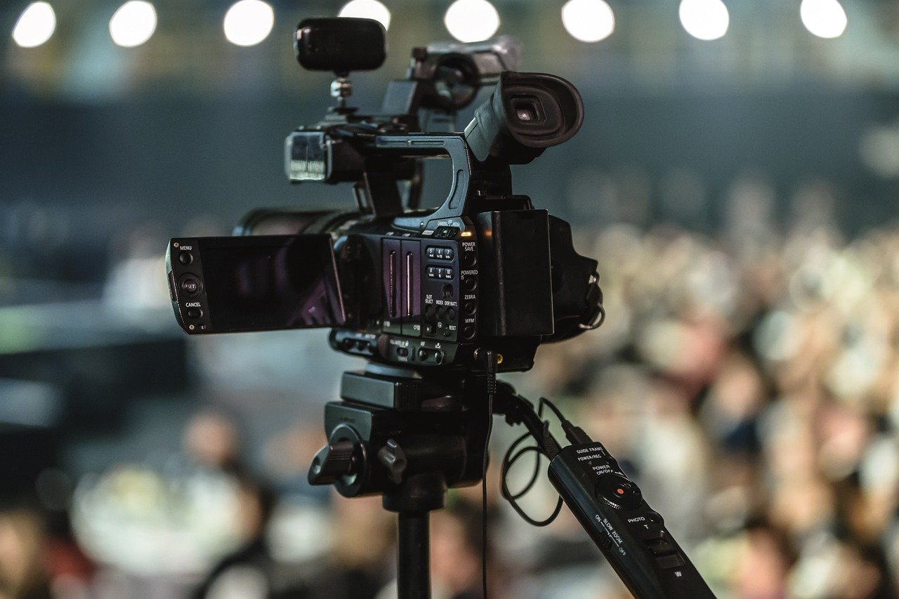 Eventos 3 lens, equipment, movie-3143893.jpg